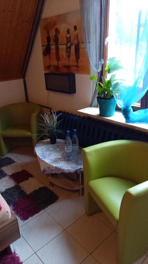 Monteurwohnung Aroba Fehrenbach المظهر الخارجي الصورة