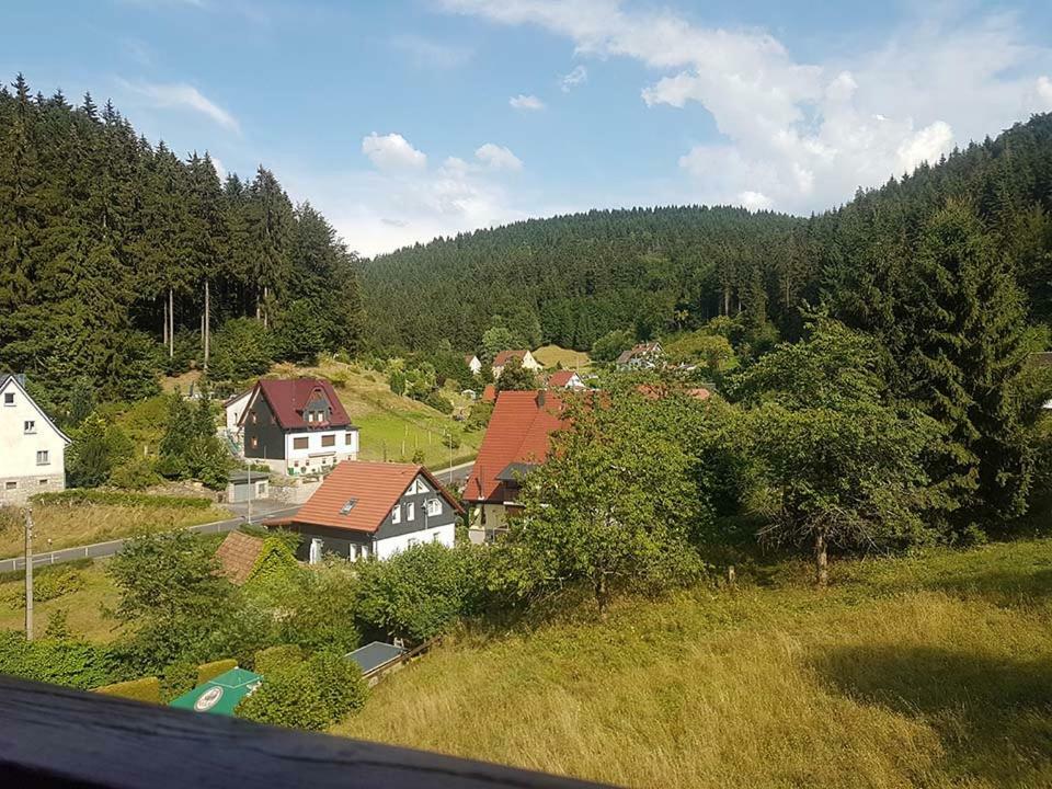 Monteurwohnung Aroba Fehrenbach المظهر الخارجي الصورة